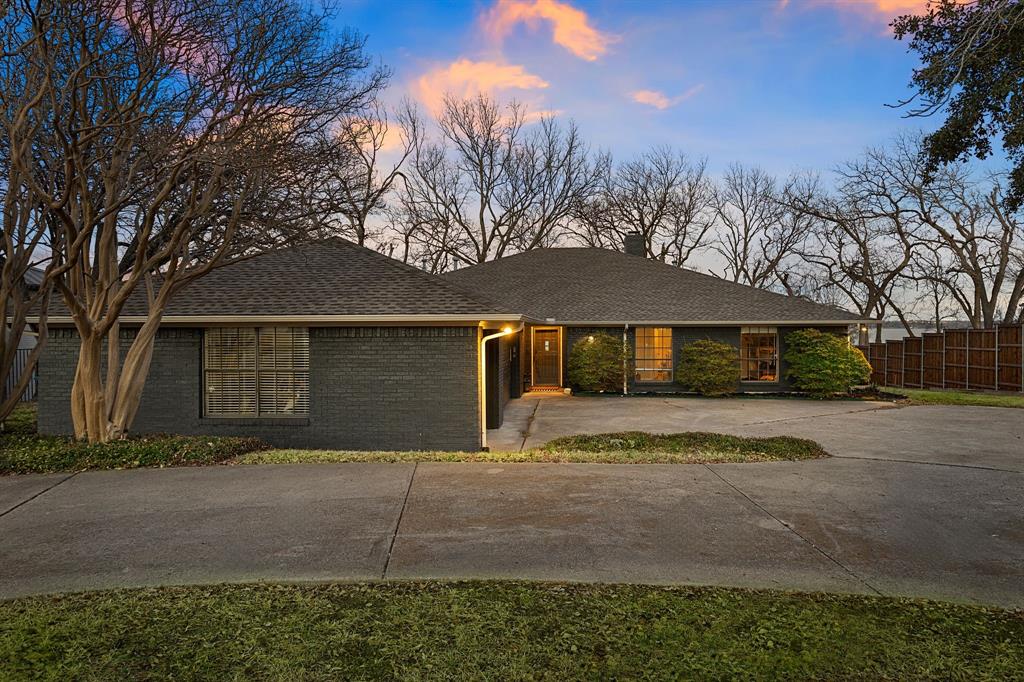 312 Point Royal Drive