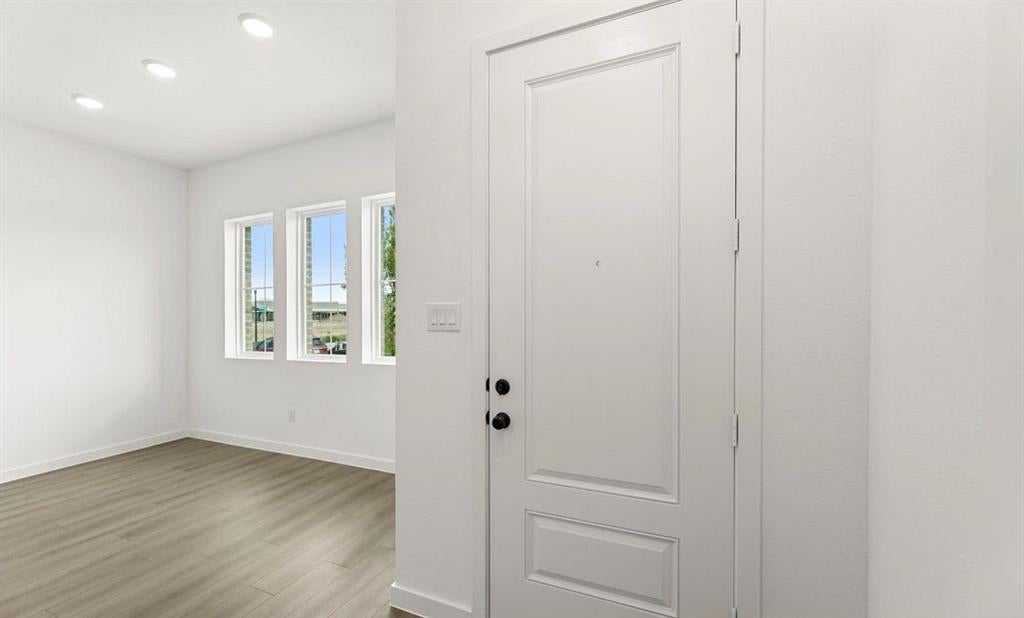 837 Olas Way
