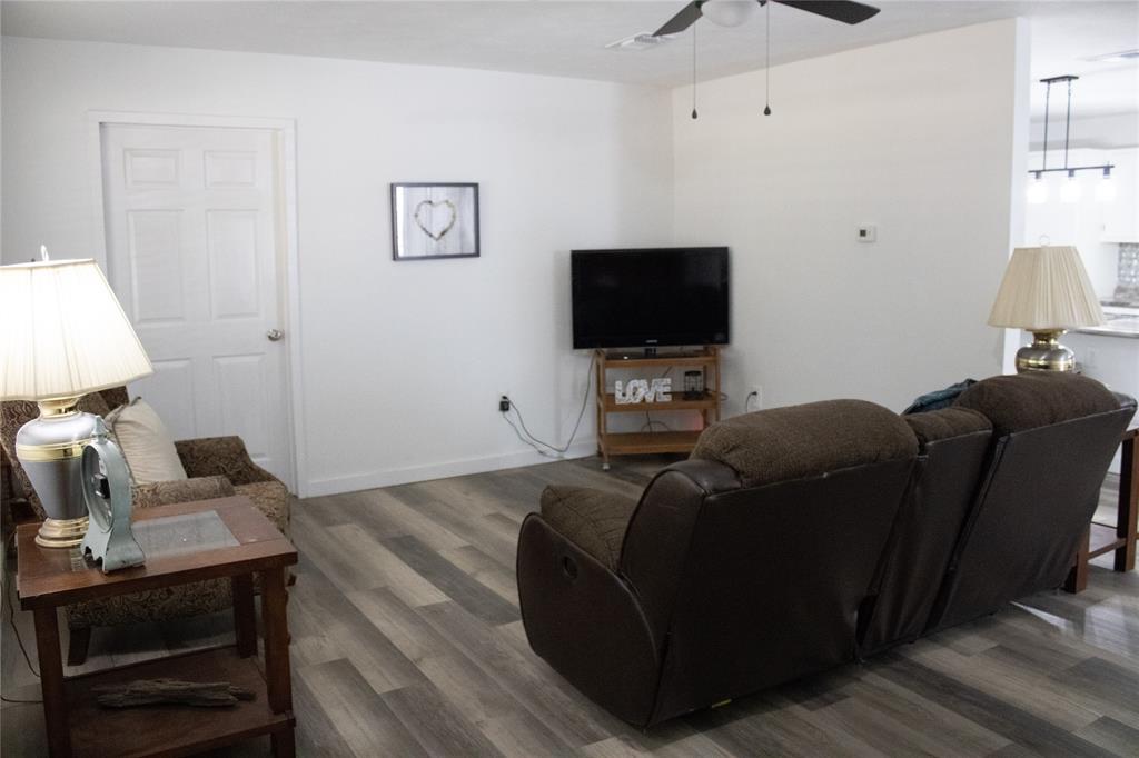 Clear Lakes, Zone 2 - Residential