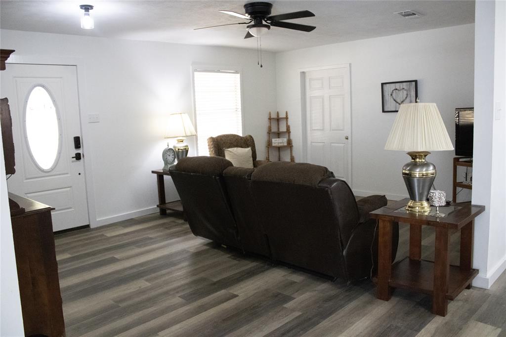 Clear Lakes, Zone 2 - Residential