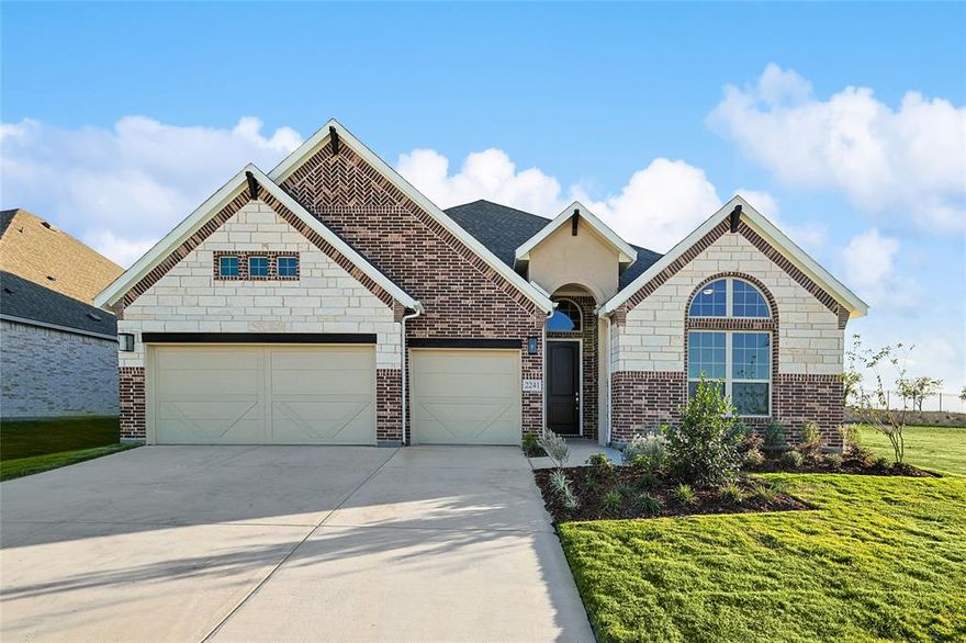 Villanova floor plan offers 2,900 Sq Ft of living space in this single-story DRB Home! As you enter inside from the covered front porch and the foyer with boxed ceilings welcomes you into your home. Wall of windows in the great room and nook provides an abundance of natural light. The kitchen is a chef’s dream with a huge island, upgraded cabinetry, granite countertops and upgraded backsplash. The game room and the owner's suite are tucked away from the front bedrooms and study to provide maximum privacy. A luxurious owner’s bath boasts a large open shower and drop-in tub, and expansive closet. Ridge Crossing has planned community amenities that residents can enjoy to offer the perfect blend of recreation and relaxation. All within reach of your new home in Waxahachie. Local amenities enrich the living experience at Ridge Crossing, including proximity to a brand-new high school and Downtown Dallas, making it an ideal hub for diverse businesses, retail, and entertainment.