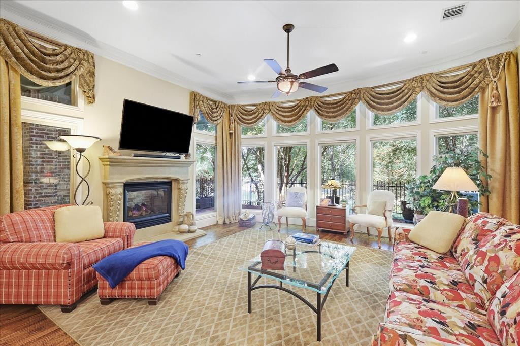 2809 Creekway Drive