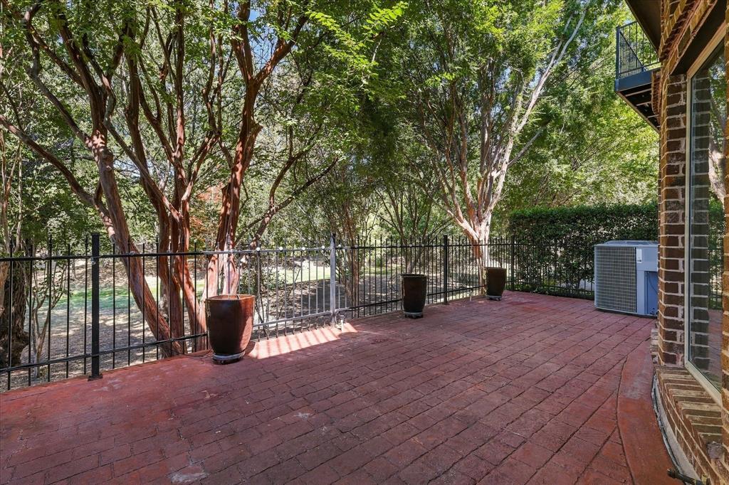 2809 Creekway Drive