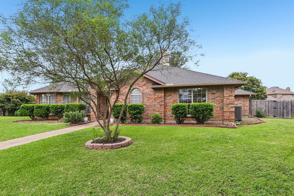 8205 Danbury Court