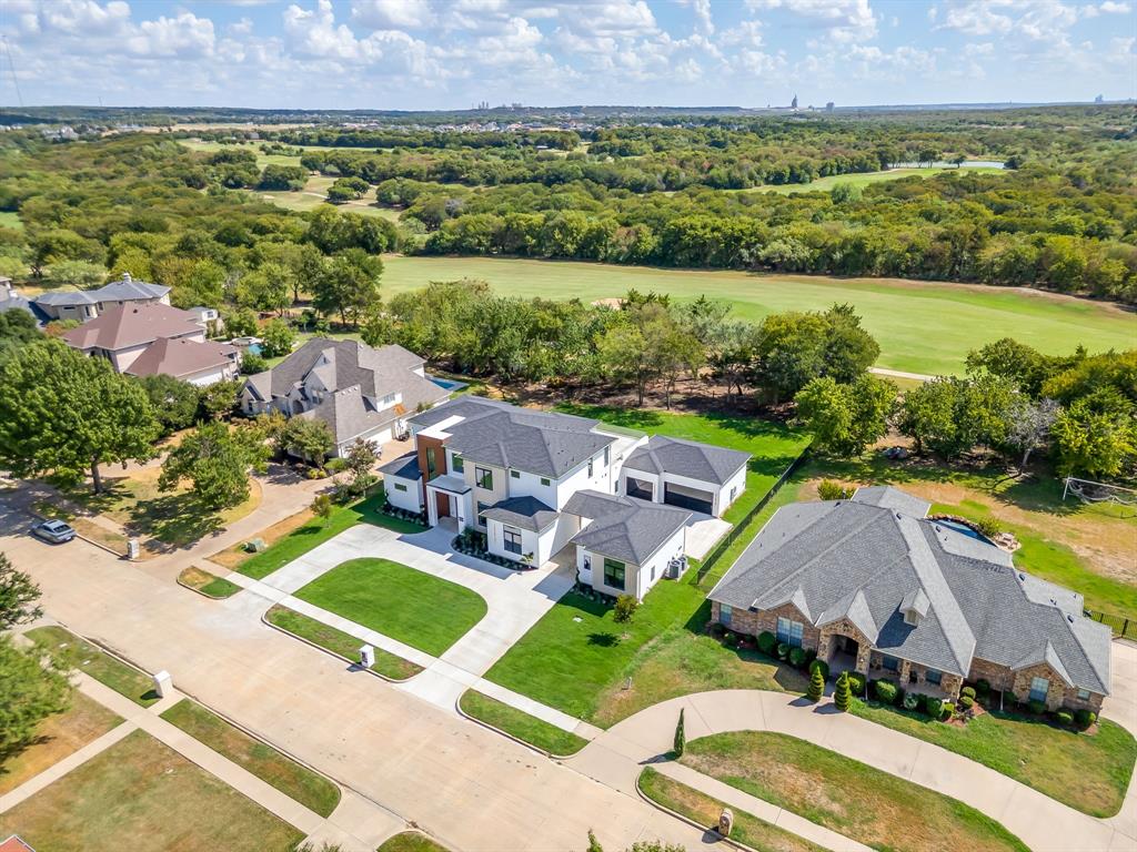 1024 Parview Circle