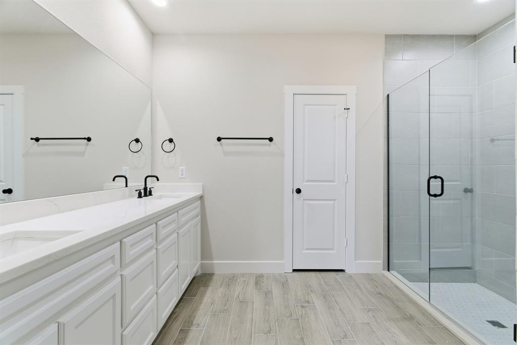 Runaway Bay - Residential