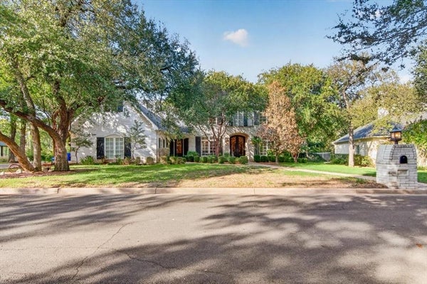 141 SHADY TRL, MCGREGOR, TX 76657 - Image d31ca124d03e06b6eec2597e46148c91/1298843330