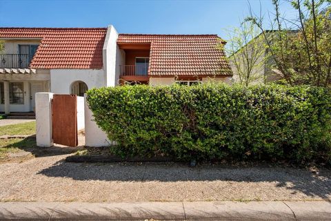 2229 Seville Court Dalworthington Gardens TX 76013