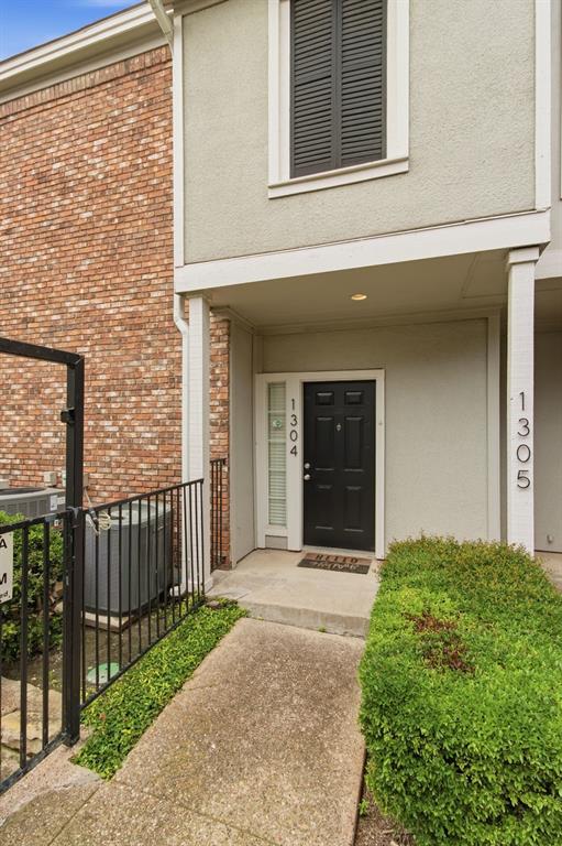 14400 Montfort Drive 1304