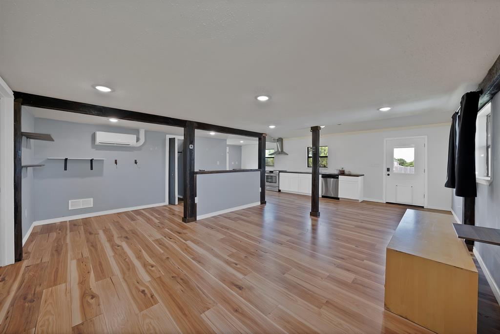 1025 Summit Drive