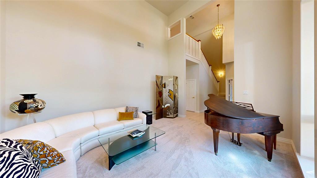 3801 Hillside Trail