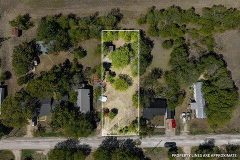 Photo of 213 Hungry Hill Road, Eddy, TX 76524 (MLS # 21405335)
