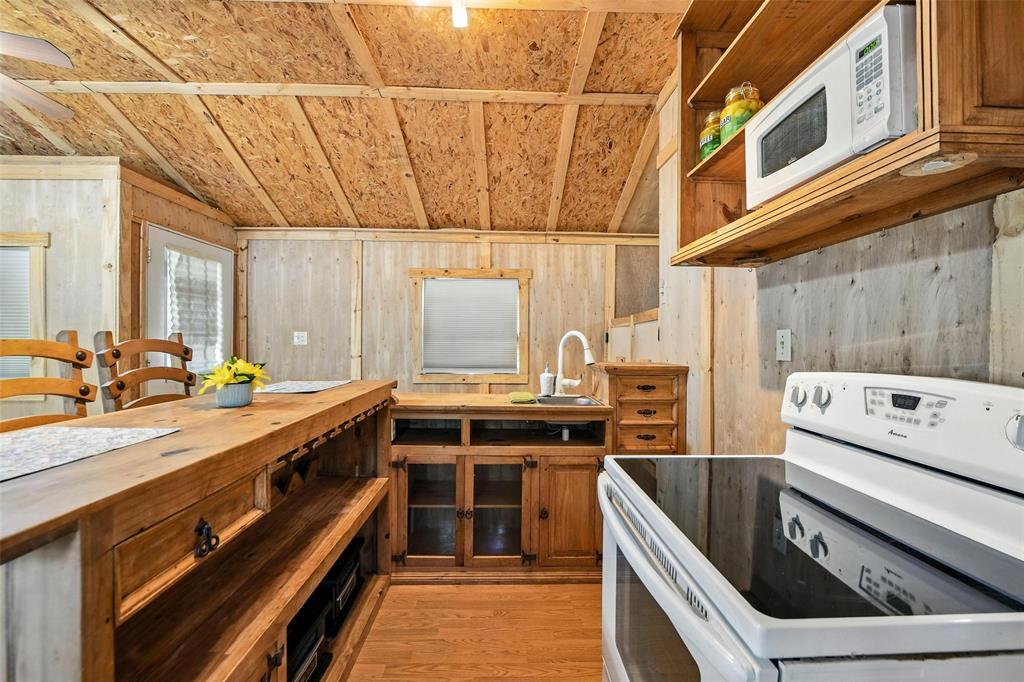 Frontier Shores - Residential