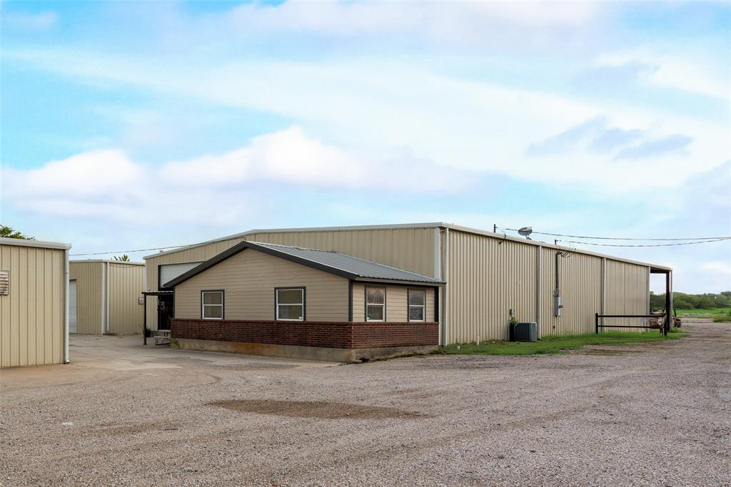 J Chamlee - Commercial Sale