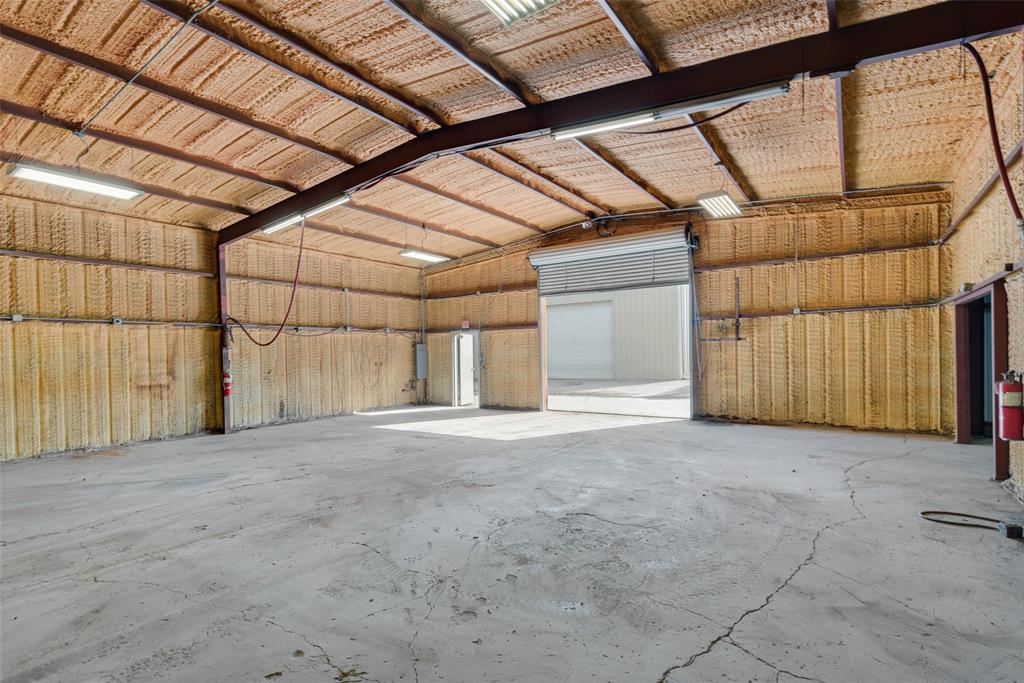 J Chamlee - Commercial Sale