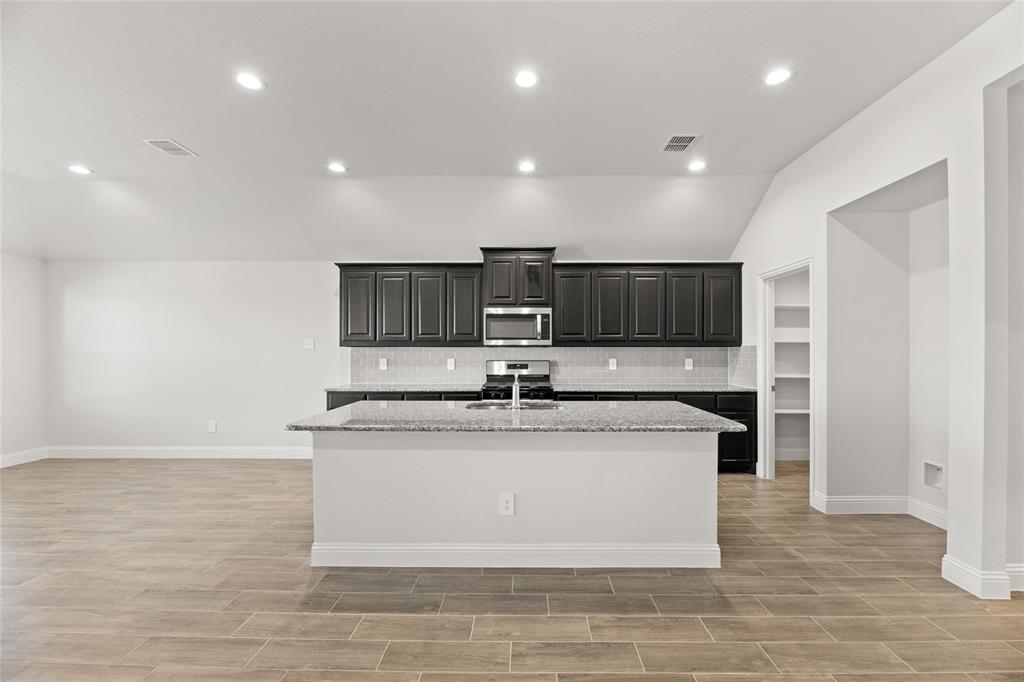 Marine Creek Ranch - Residential