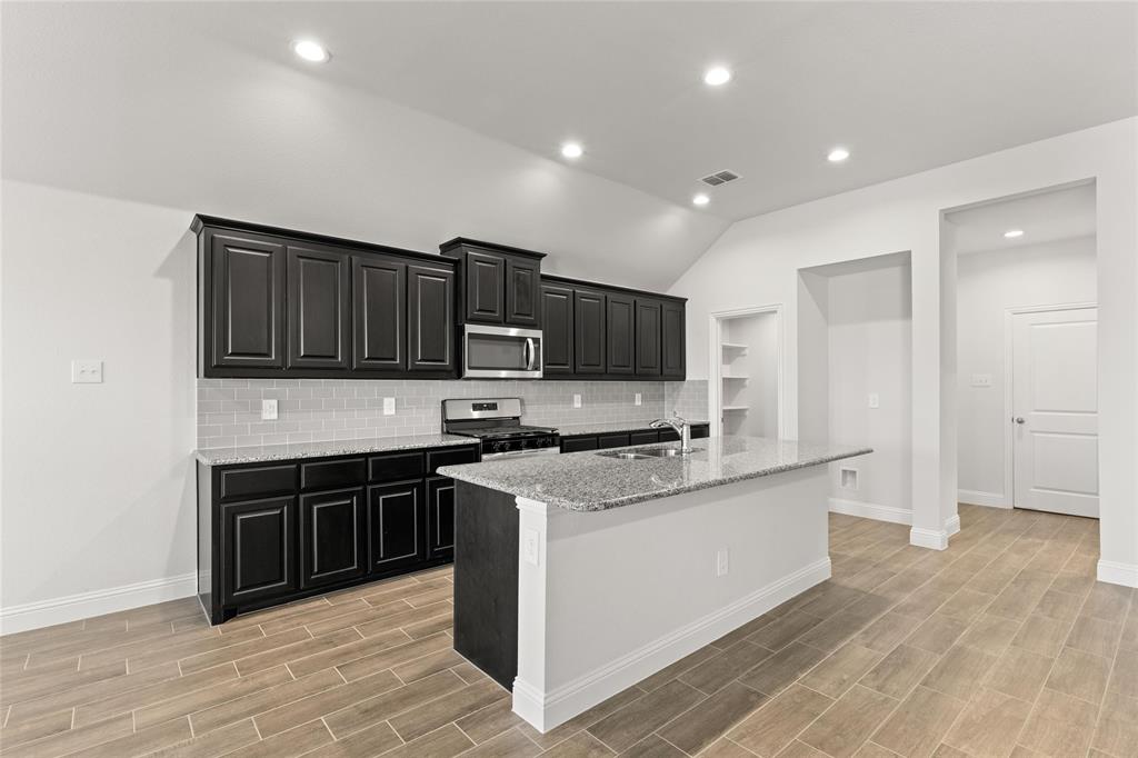 Marine Creek Ranch - Residential