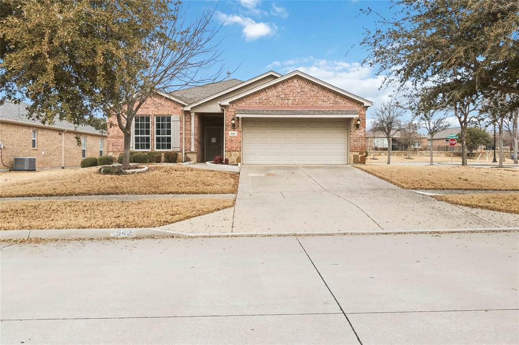 942 Carrington Greens Drive