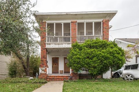 Photo of 5615 Victor Street, Dallas, TX 75214 (MLS # 21159367)