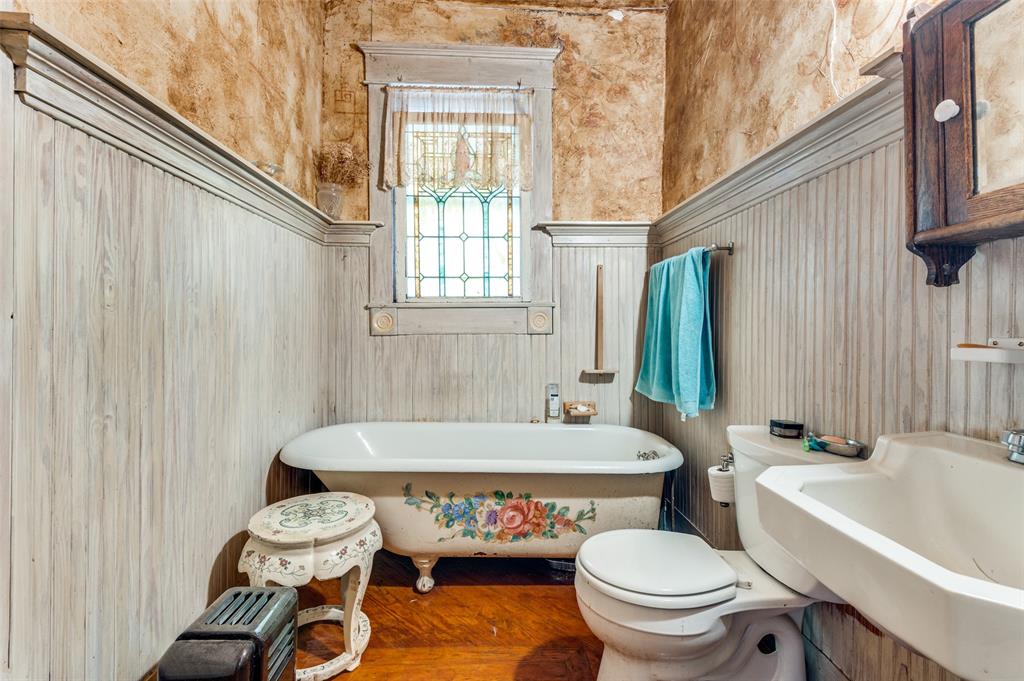 Junius Heights - Residential