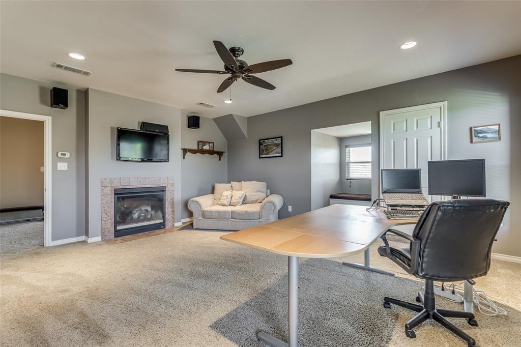 Lang C Searcy - Residential