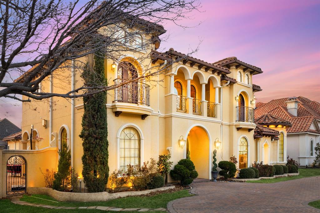 6545 Crown Forest Drive