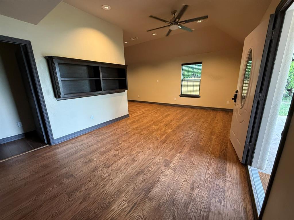 3307 Roberts Cut Off Road