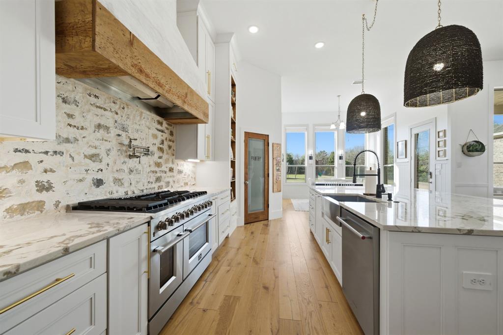 Wellington Manor Ph Two - Residential