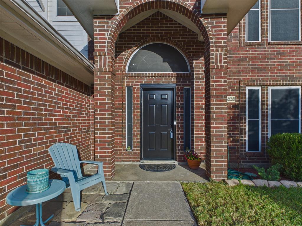4503 Queenswood Drive