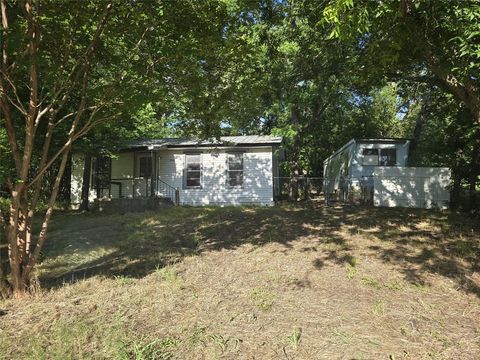 Photo of 7755 White Dove, Lone Oak, TX 75453 (MLS # 20979276)