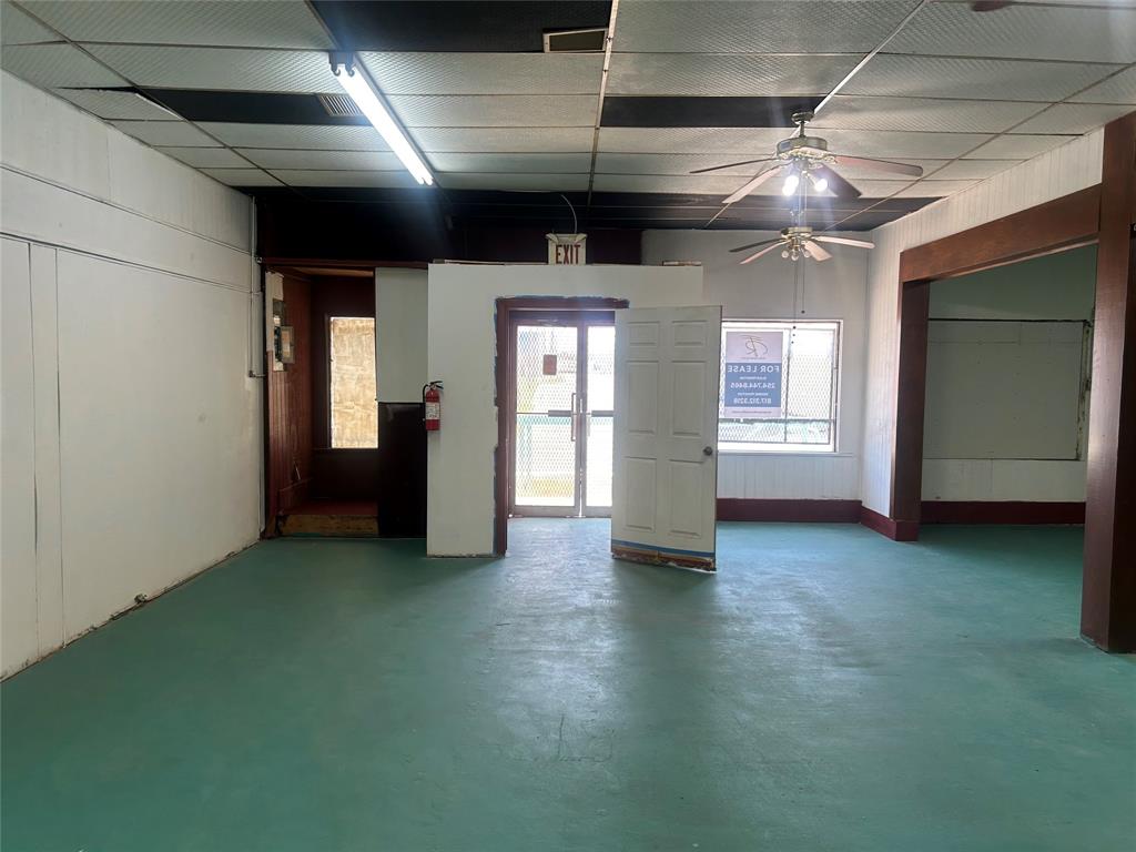 Renick - Commercial Lease