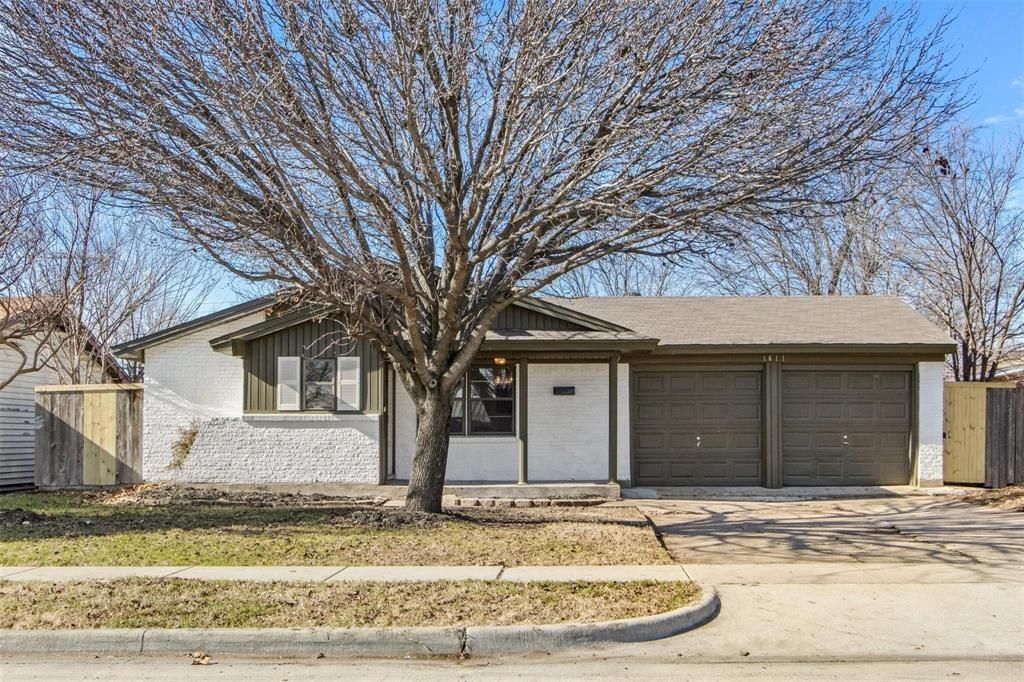 Photo of 1611 Cascade Street, Mesquite, TX 75149 (MLS # 21190437)