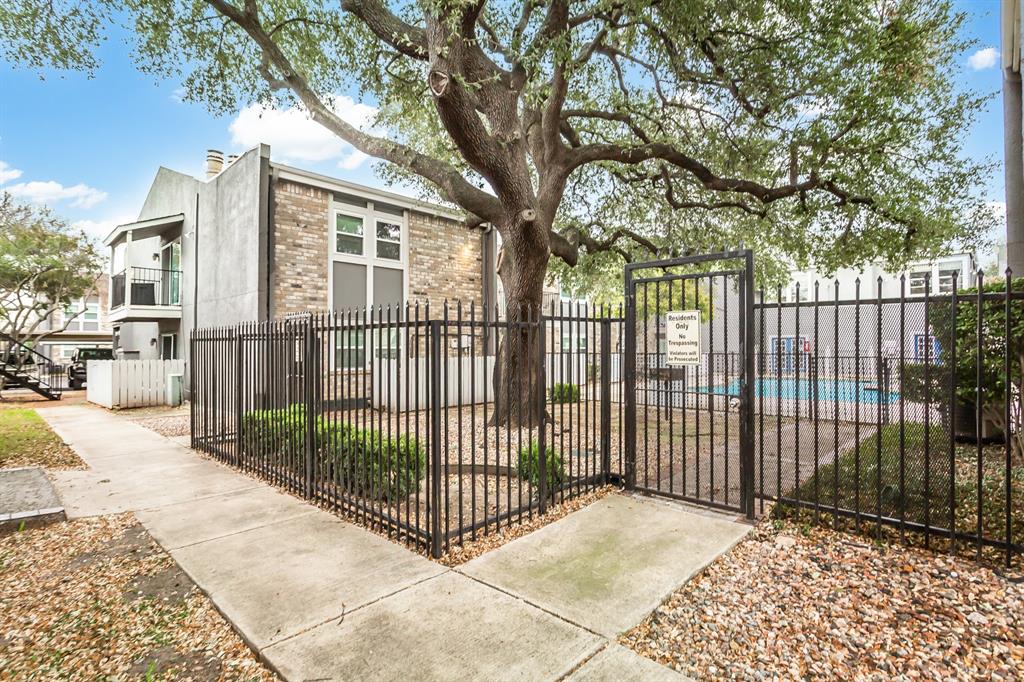 Arbor Court Condo - Residential