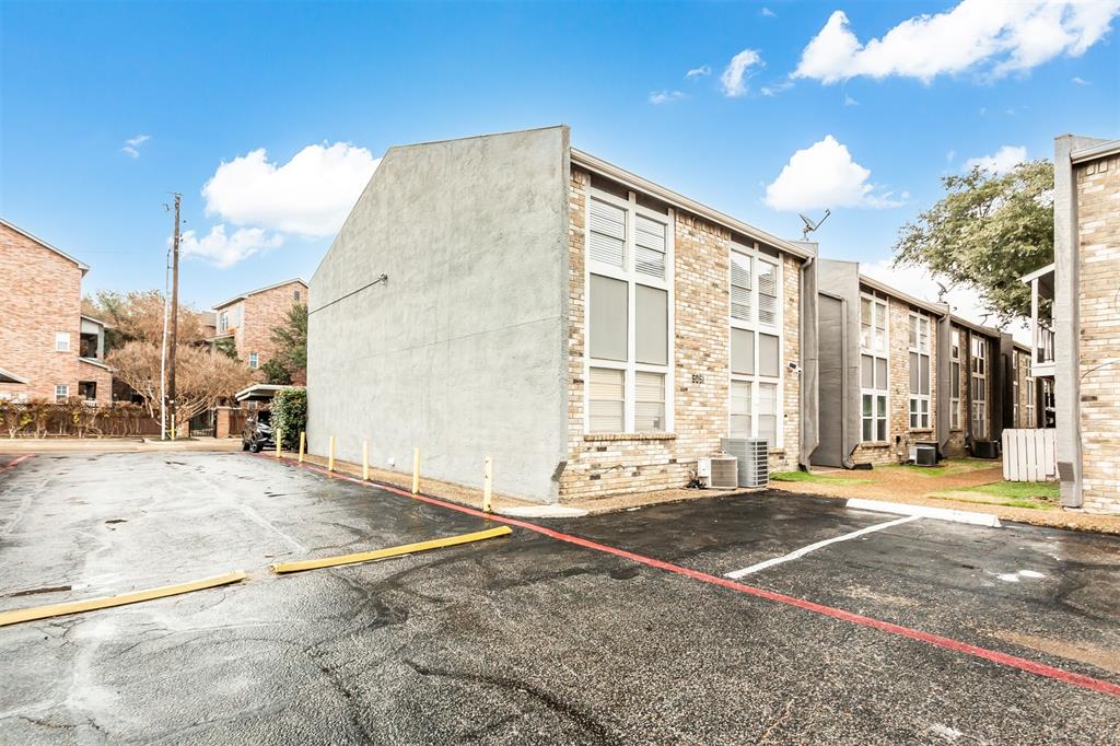 Arbor Court Condo - Residential