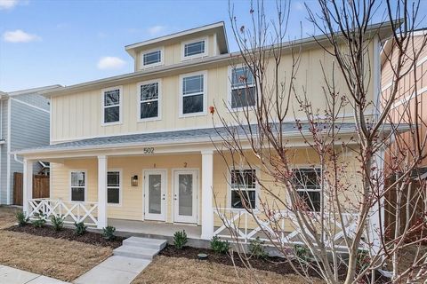 Photo of 502 E Kimball Street #2, Mansfield, TX 76063 (MLS # 21243886)