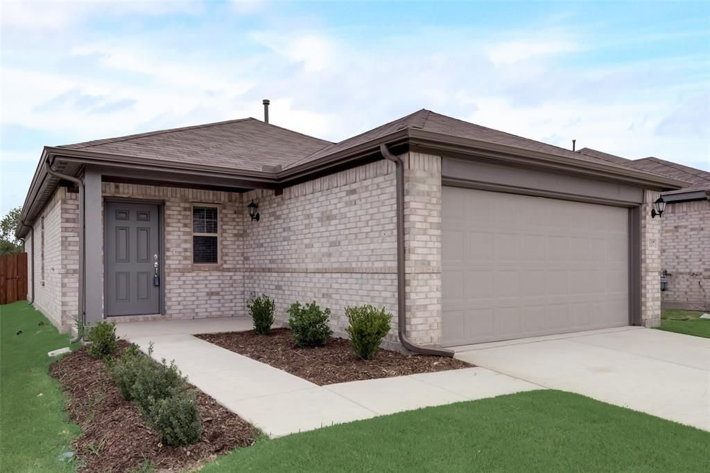 Photo of 1137 Catalan Trail, Mesquite, TX 75149 (MLS # 21014982)