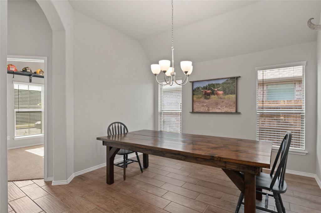 733 Nandina Road
