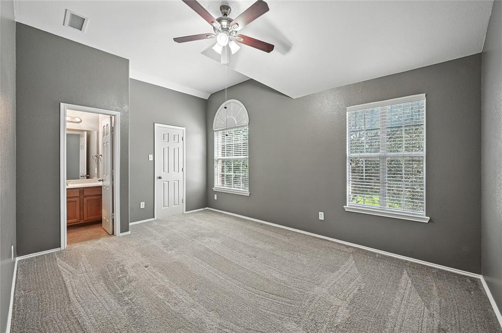 Fort Worth, Texas 76244, United States, 4 Bedrooms Bedrooms, ,4 BathroomsBathrooms,Residential,Active,201960