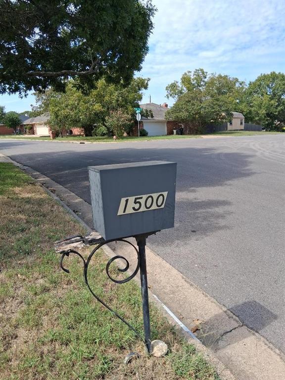 1500 Hyde Park Boulevard
