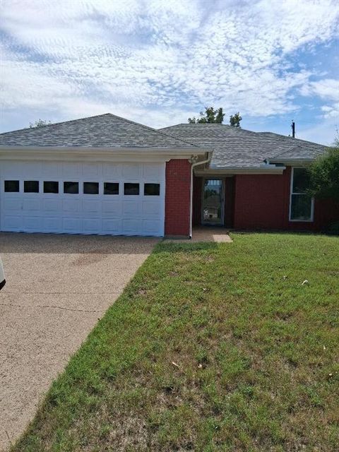 1500 Hyde Park Boulevard Cleburne TX 76033