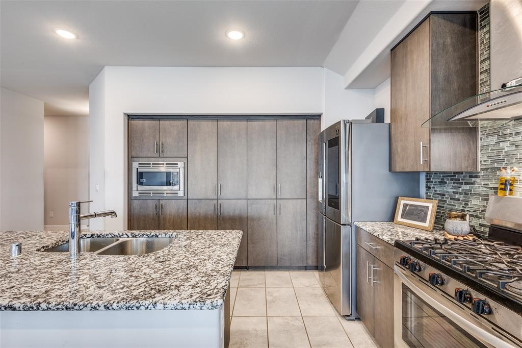 ArrowBrooke - Residential