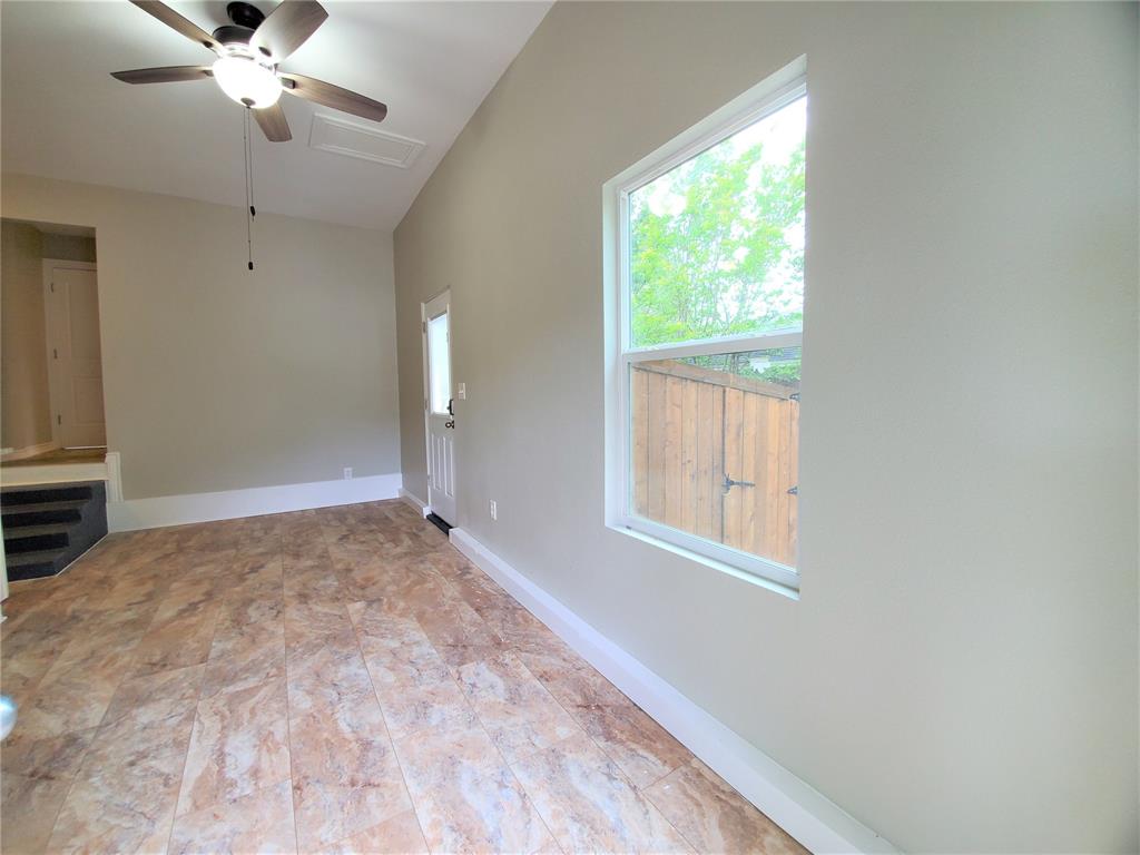 2115 Glenwood Lane 100