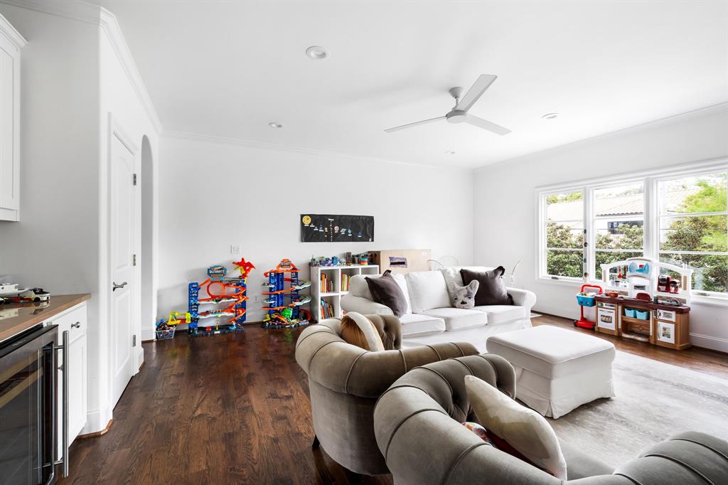 Highway Estates - Residential