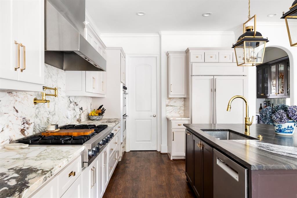 Highway Estates - Residential