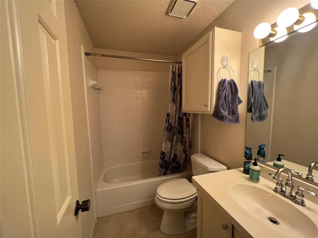 Ridgewest Twnhms - Residential Lease