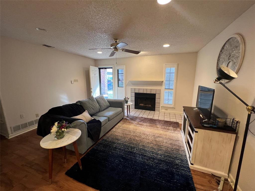 Ridgewest Twnhms - Residential Lease