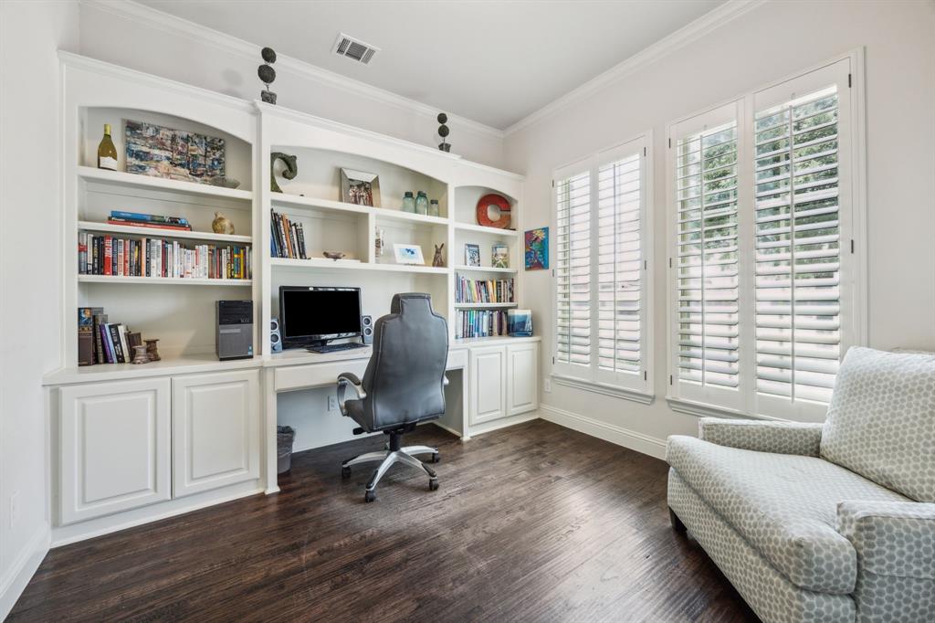 5400 Fringetree Drive
