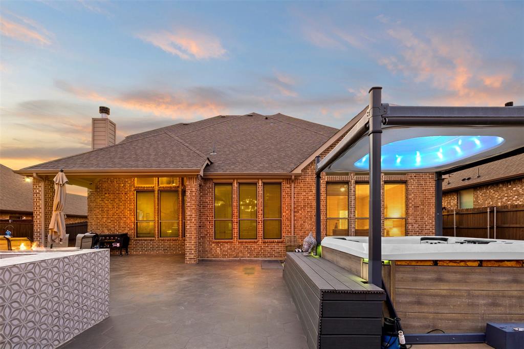 2822 Palmerston Drive