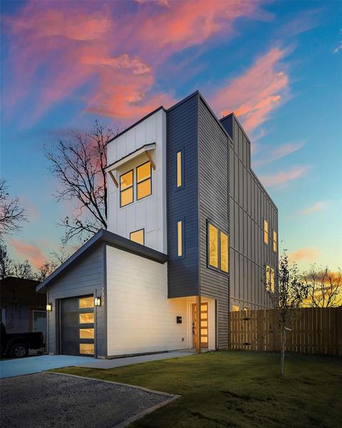 2302 Anderson Street Dallas TX 75215