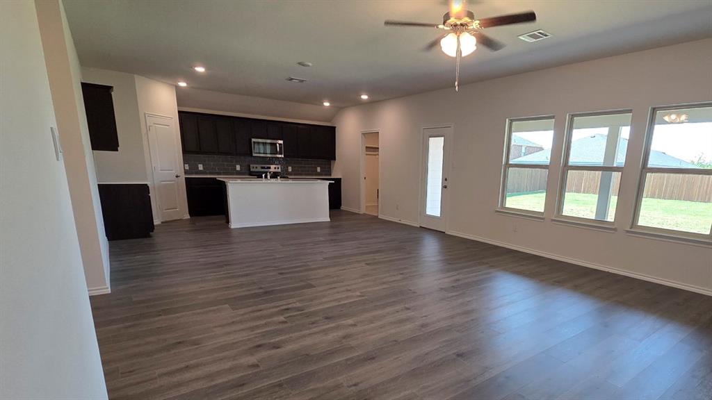 506 Shady Bank Way